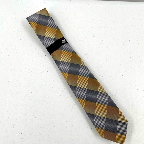 NWT J. Ferrar Gold Grey Polyester Rayon Blend Narrow Tie - Picture 1 of 5